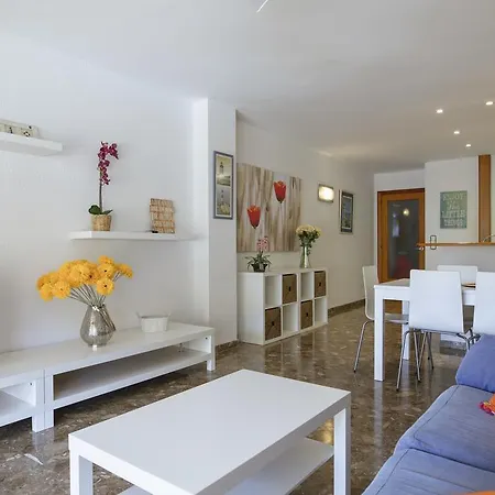 T&h Playamero Family Apartament