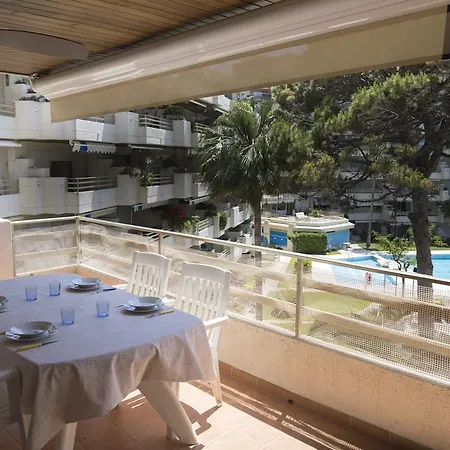 T&h Playamero Family Apartament Salou